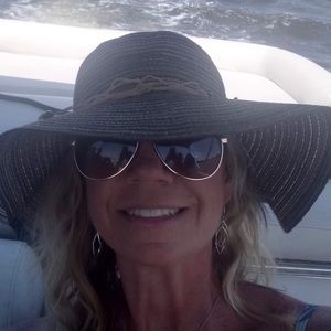 Meet your Posher, Brandy